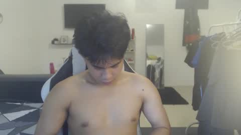 loverboyph04 online show from November 29, 2025, 1:30 am