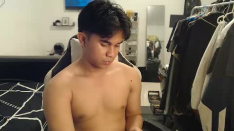 loverboyph04 online show from February 7, 2026, 7:12 am