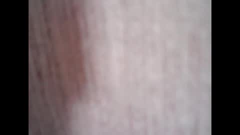 Snapshot of loveslut4u chatting on December 3, 2024, 4:25 am Khatty online show from December 3, 2024, 4:25 am