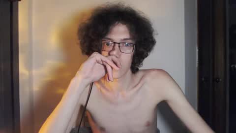 LovesomeCookie online show from May 4, 2026, 5:09 pm