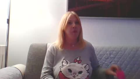 Marlyn online show from May 14, 2026, 7:09 pm