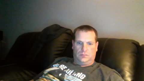 lovetocum37 online show from January 18, 2025, 4:48 am