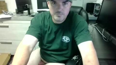 Snapshot of lovetofps chatting on December 19, 2024, 8:13 pm Love2Game online show from December 19, 2024, 8:13 pm