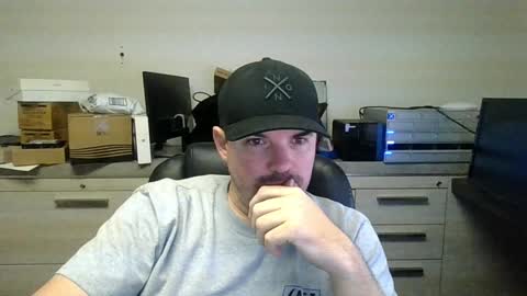 Snapshot of lovetofps chatting on January 3, 2025, 6:14 pm Love2Game online show from January 3, 2025, 6:14 pm