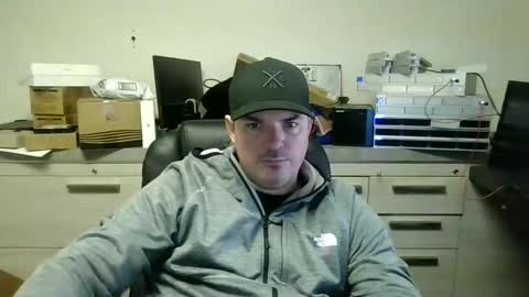 Snapshot of lovetofps chatting on January 29, 2025, 9:17 pm Love2Game online show from January 29, 2025, 9:17 pm