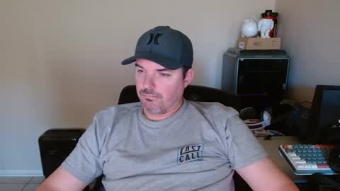 Snapshot of lovetofps chatting on February 27, 2026, 7:47 pm Love2Game online show from February 27, 2026, 7:47 pm