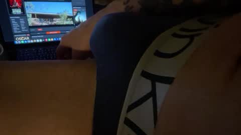 Snapshot of loveweed22 chatting on February 22, 2026, 11:58 pm loveweed22 online show from February 22, 2026, 11:58 pm