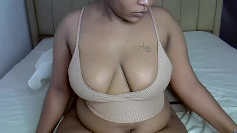 loveydivah online show from October 1, 2025, 8:09 am