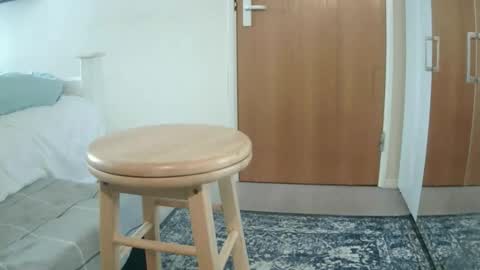 Snapshot of loveywanking chatting on February 18, 2026, 1:29 pm loveywanking online show from February 18, 2026, 1:29 pm