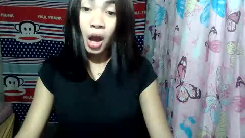 loving_rhean online show from May 27, 2026, 3:42 pm