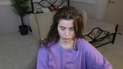 Snapshot of lovingwhisperr chatting on March 30, 2026, 1:06 am Erika online show from March 30, 2026, 1:06 am