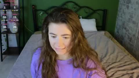 Erika online show from April 16, 2026, 6:36 am