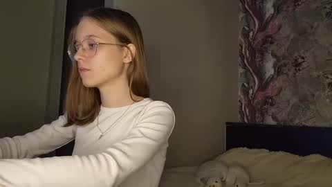 Snapshot of lowress chatting on March 6, 2025, 9:36 am Karmell online show from March 6, 2025, 9:36 am