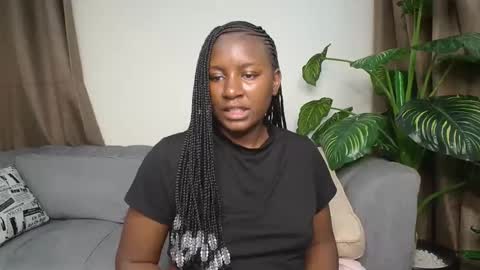 loyalcutie online show from March 9, 2026, 3:54 am