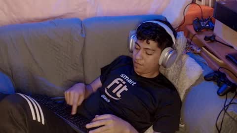 lpysami online show from October 24, 2025, 11:45 pm