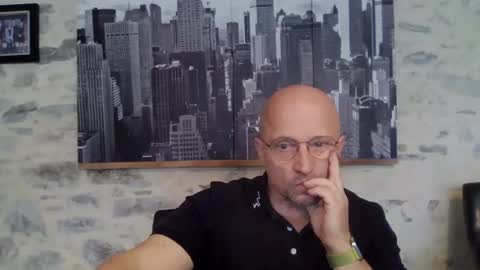 Snapshot of lrda49 chatting on April 29, 2026, 7:45 am Espigle online show from April 29, 2026, 7:45 am