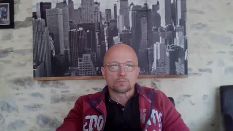 Snapshot of lrda49 chatting on May 4, 2026, 6:53 am Espigle online show from May 4, 2026, 6:53 am