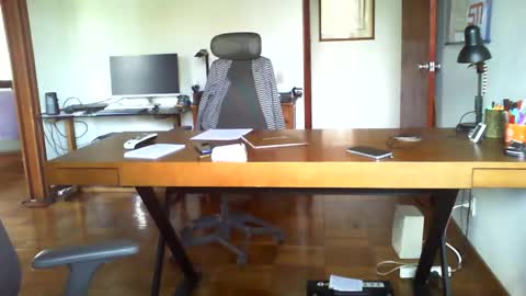 Elizabeth Diana Lleida online show from May 27, 2026, 5:21 pm