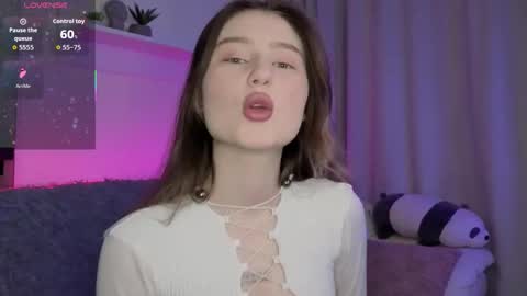 Snapshot of lua__19 chatting on March 8, 2026, 10:02 pm Lua online show from March 8, 2026, 10:02 pm