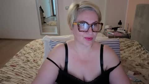 luana online show from December 5, 2025, 8:23 am