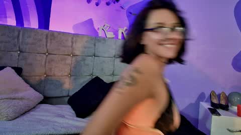 Luana  online show from March 25, 2026, 8:04 pm