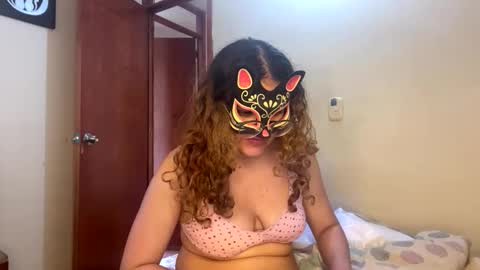 luana_winner online show from November 6, 2025, 2:51 pm