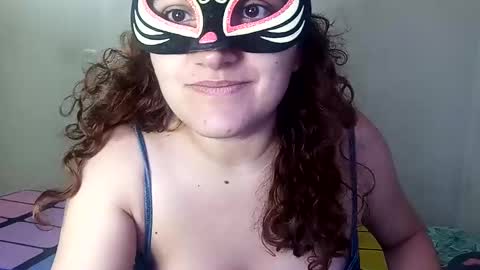 Snapshot of luanapowerful chatting on January 17, 2025, 6:44 pm luanapowerful online show from January 17, 2025, 6:44 pm