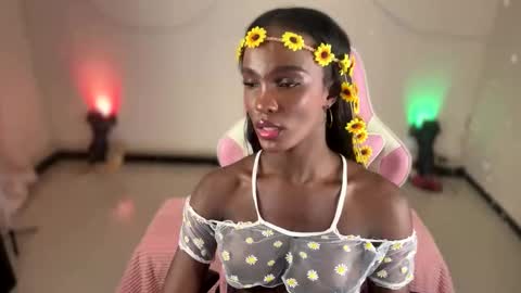 IG luana orq online show from November 7, 2025, 6:24 am