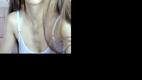 LuanaStonne online show from October 12, 2025, 7:46 pm