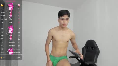 lUAN online show from February 13, 2025, 11:17 am