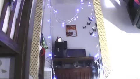 luanna837 online show from December 8, 2024, 12:41 pm