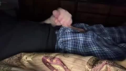 Snapshot of lubthemtitties chatting on December 16, 2024, 8:52 am lubthemtitties online show from December 16, 2024, 8:52 am