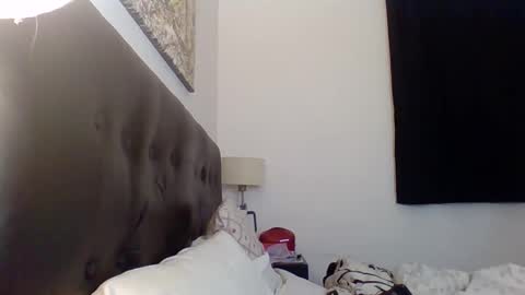 luca23millo90 online show from September 13, 2025, 3:06 am