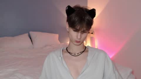 Snapshot of lucacharm chatting on January 2, 2025, 10:33 pm lucacharm online show from January 2, 2025, 10:33 pm