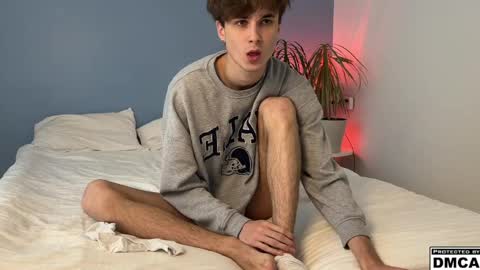 lucacharm online show from May 26, 2026, 8:32 am