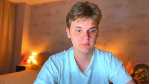 Lucas Gill online show from April 15, 2026, 7:58 pm