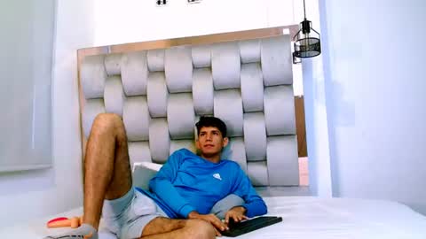 Snapshot of lucas_dream chatting on June 15, 2026, 11:45 am lucas_dream online show from June 15, 2026, 11:45 am