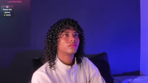   online show from September 19, 2025, 11:33 am