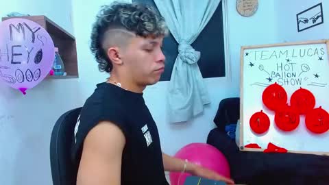 Snapshot of lucas_luxx1 chatting on November 18, 2025, 2:28 am Lucas Luxx online show from November 18, 2025, 2:28 am