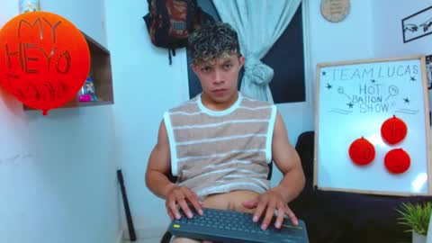 Snapshot of lucas_luxx1 chatting on November 29, 2025, 2:31 pm Lucas Luxx online show from November 29, 2025, 2:31 pm