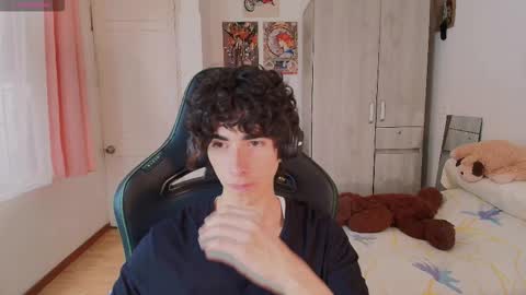 lucas_xo online show from March 26, 2026, 6:24 pm