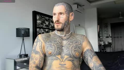 lucasexclusive online show from December 18, 2024, 2:53 am