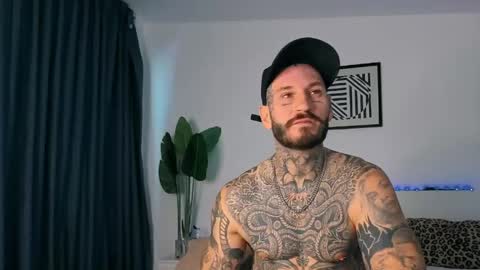 lucasexclusive online show from May 23, 2026, 3:34 am