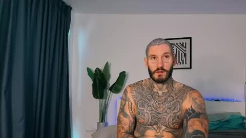 lucasexclusive online show from May 28, 2026, 3:59 am
