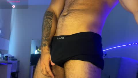 lucasfit24 online show from December 18, 2025, 2:23 pm