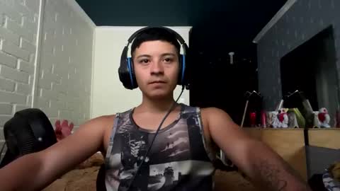 Snapshot of luchosaando chatting on December 23, 2024, 6:33 am Felipe online show from December 23, 2024, 6:33 am