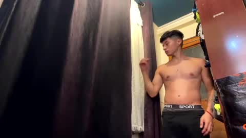 Snapshot of luchosaando chatting on February 25, 2025, 3:09 am Felipe online show from February 25, 2025, 3:09 am