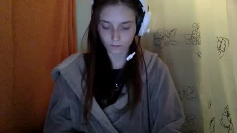 Luci Layne online show from April 30, 2026, 11:09 pm