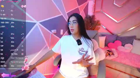 Snapshot of luci_tender chatting on June 24, 2026, 4:55 am hanna online show from June 24, 2026, 4:55 am