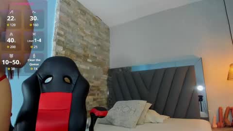 Snapshot of lucia_khan chatting on April 30, 2026, 8:48 pm L u c i a online show from April 30, 2026, 8:48 pm